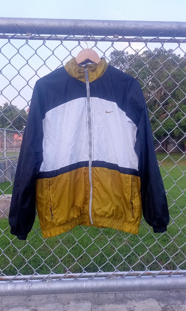 mens nike wind breaker