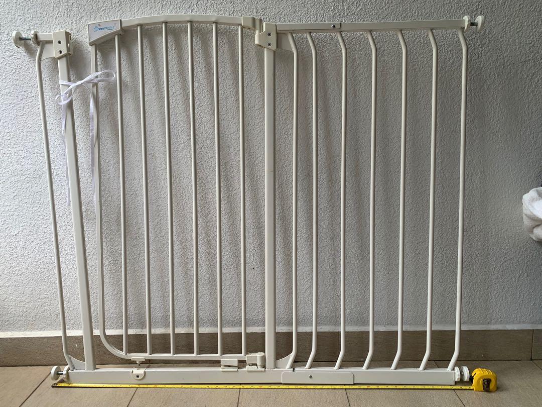 Baby gate 110cm wide sales