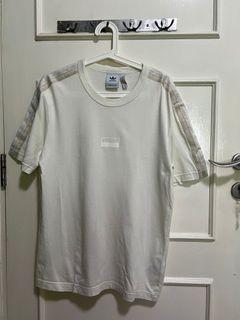 Adidas Tshirt kaos pria beige cream broken white size M medium