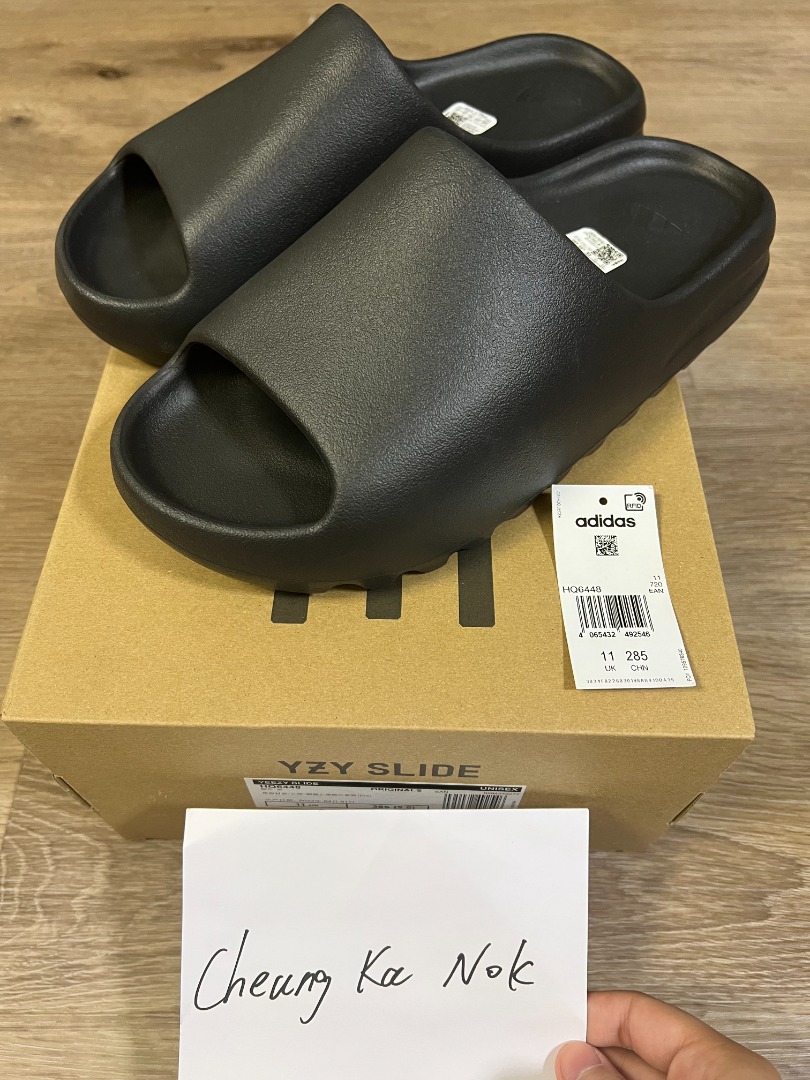 adidas Yeezy Slide Onyx US11 UK11 FR46 28.5CM, 女裝, 鞋, 波鞋
