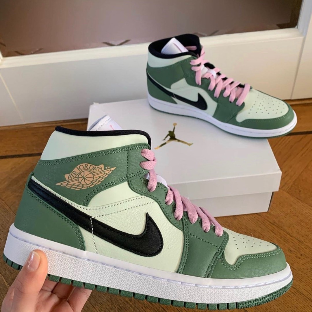 Air 1 Mid SE Dutch Green, Women's Fashion, Footwear, Sneakers on Carousell