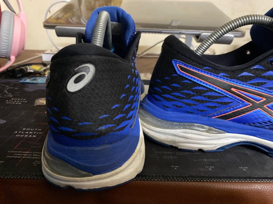 ASICS RUNNING SHOES
