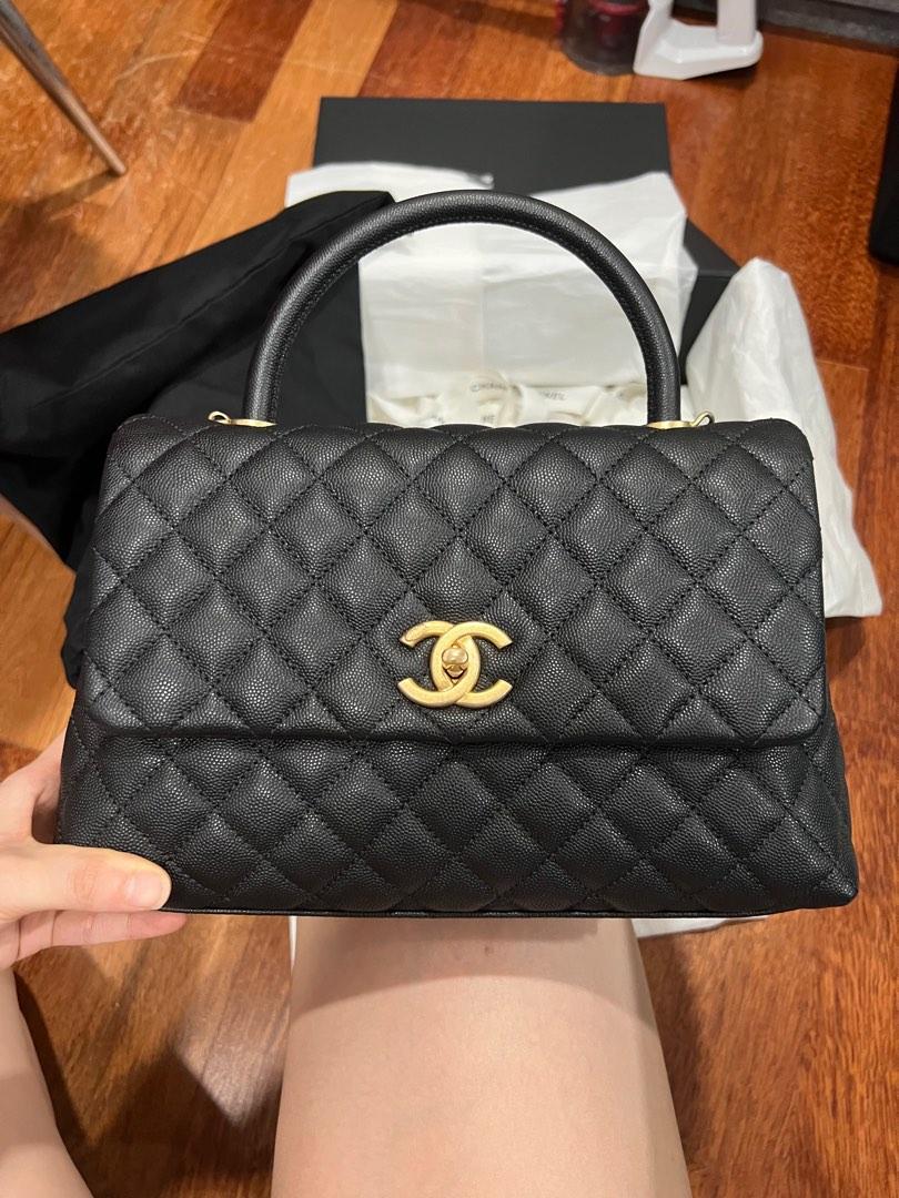 Authentic w/ receipt Chanel coco handle medium A92991 caviar aged gold  hardware, Luxury, Bags & Wallets on Carousell