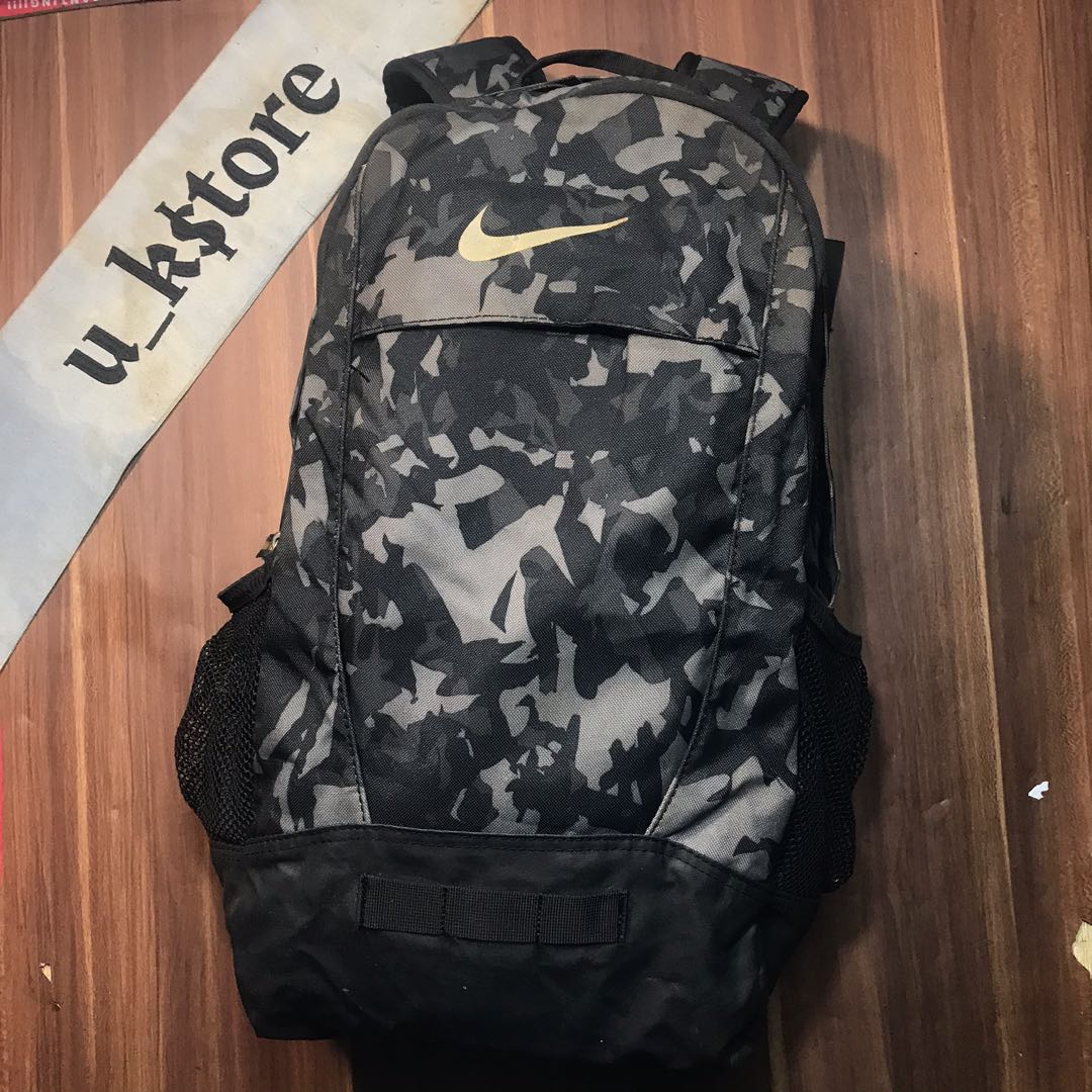 Backpack nike army, Fesyen Pria, Tas & Dompet , Ransel di Carousell