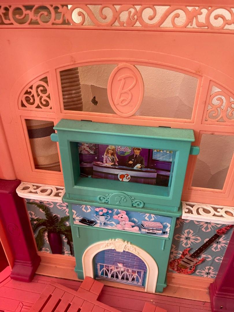 Barbie Dreamhouse for Free (Category: Kids Toys) located in Cavite. Submitted by movingagain (Listing ID 1184506426, Image 2). Description: A bit yellowish, needs some cleaning and repair, not for fussy Pasensya na po d ko masagot lahat ng messages, luma na po ito at d madisassemble, mahirap po ipashipping kc malaki po ang item. Yung nasa malapit na lang po dto sa Silang ,Cavite ang magpick up prefers someone who can pick up at Brgy Malabag Silan
