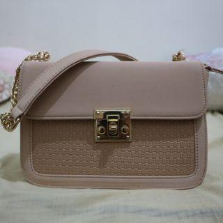BERRYBENKA SHOULDER BAG