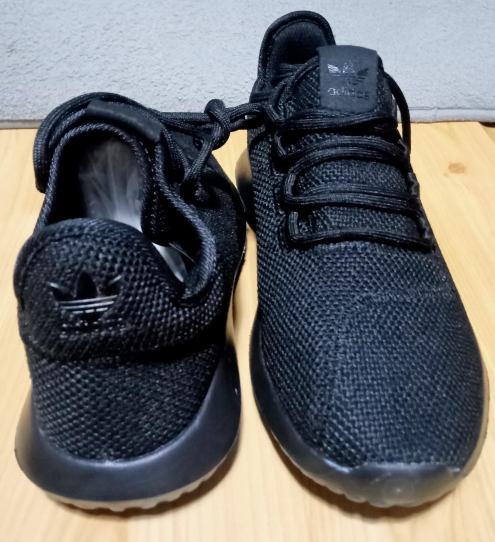 runallday black running shoes