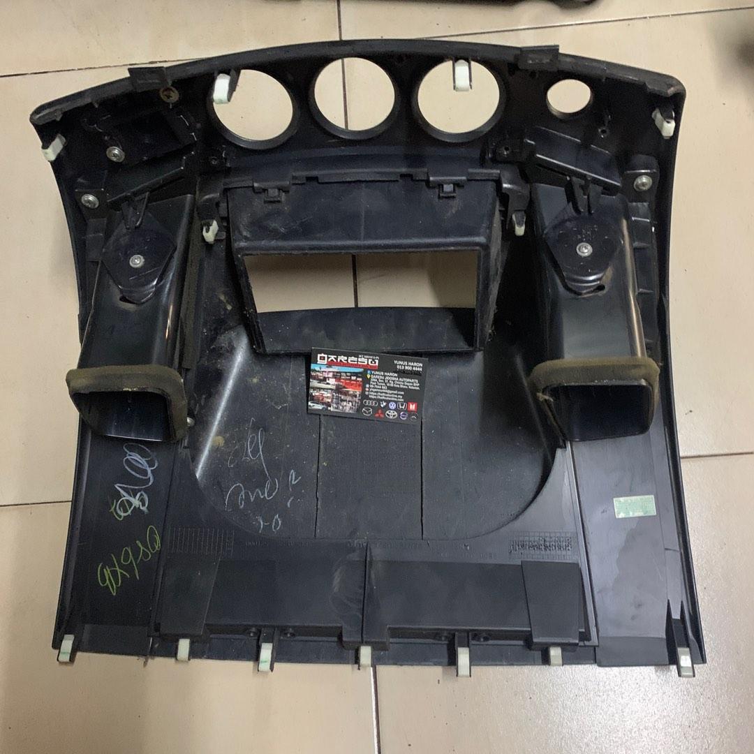 Car stereo dash kit radio CD player Mitsubishi Triton, Auto Accessories