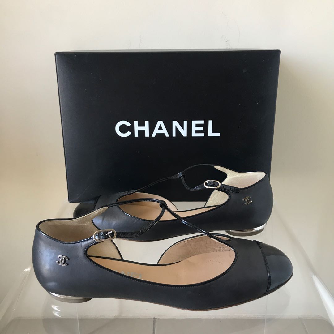 Chanel Black T-Strap Ballet Flats 38.5 🎼 Noir Mary Jane Ballerina Shoes  With Silver Cc Logo Calfskin Patent 8 🎼 Shop For A Cause , Luxury,  Sneakers & Footwear On Carousell