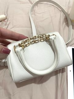 （分類：）位於 。 由 chankiyan 提交（商品編號 1184650473，圖片 1）。簡介： 。