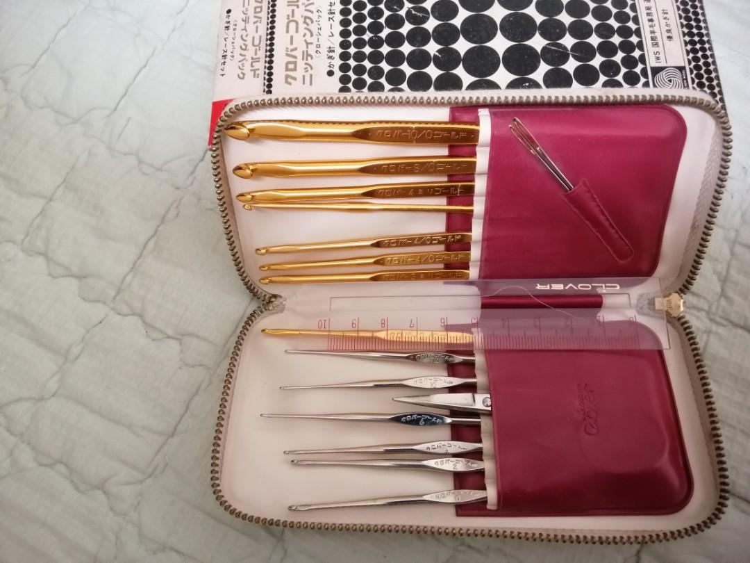 Clover crochet hook set, Hobbies & Toys, Stationary & Craft, Craft