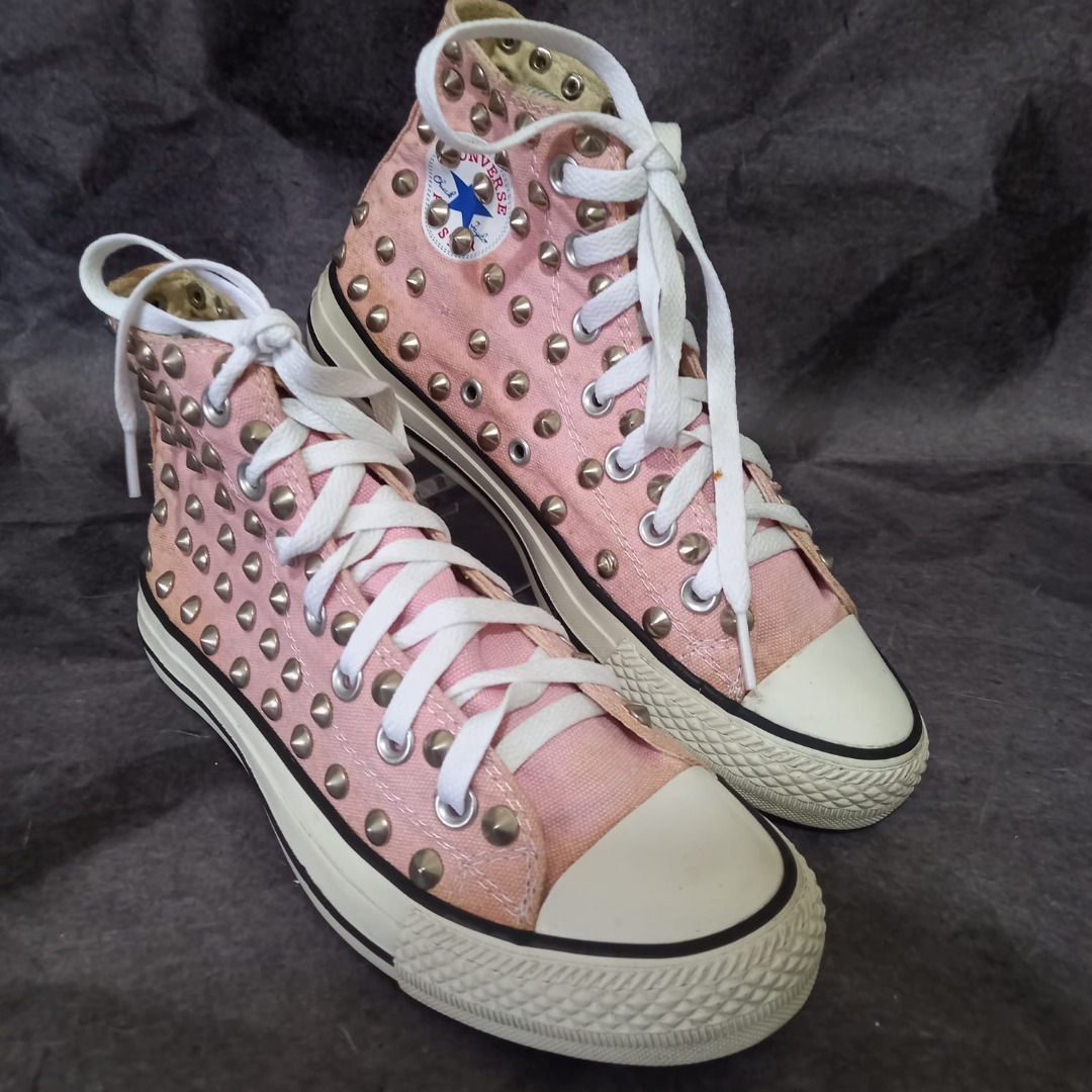 converse duri duri pink shoes 38 Fesyen Wanita Sepatu di Carousell