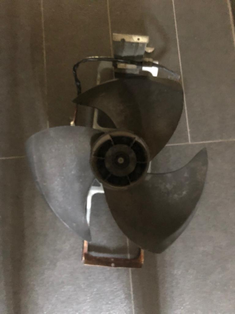 Daikin condenser motor fan, TV & Home Appliances, Air Conditioners