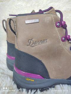 Danner Womens Stronghold