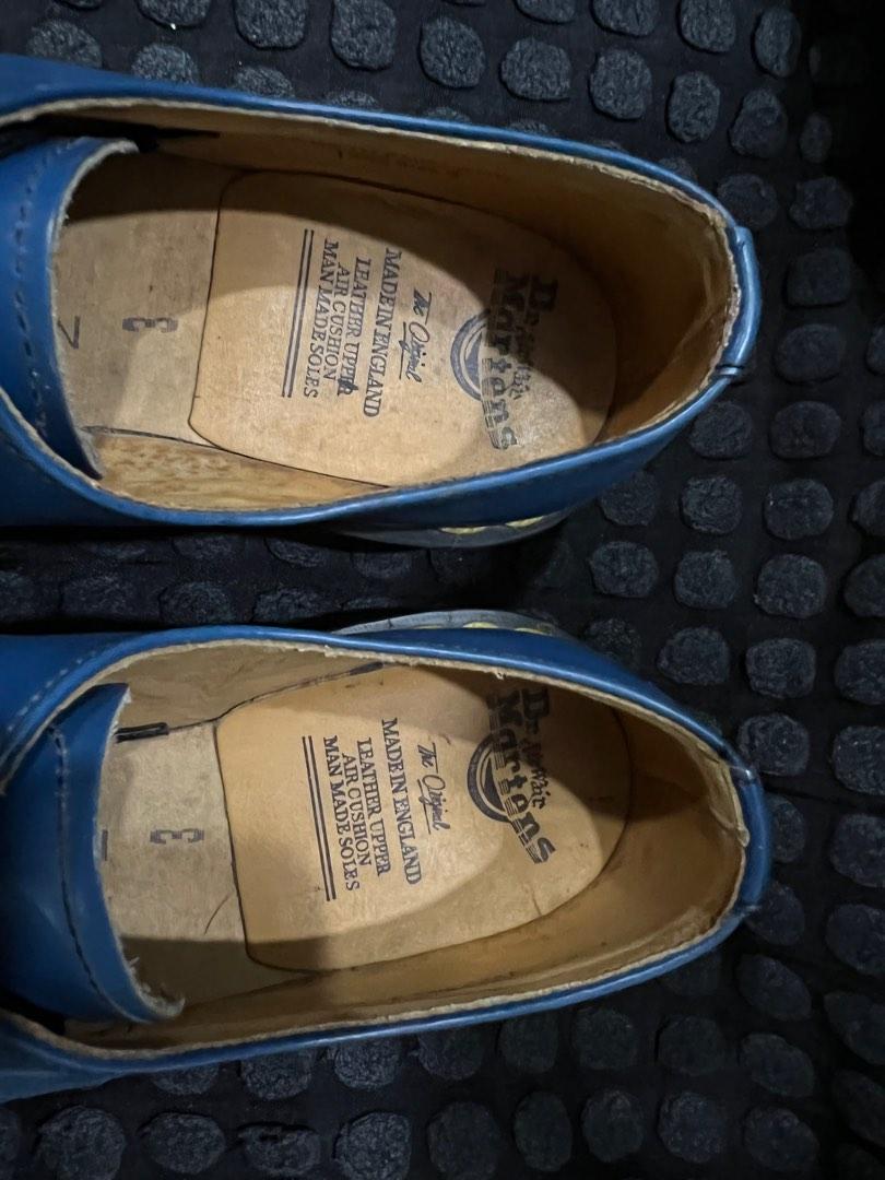 Dr martens 1461 smooth leather steel toe (Category: Flats & Sandals) located in Taguig. Submitted by sandtoes (Listing ID 1184505511, Image 2). Description: Selling my dr martens 1461 smooth leather steel toe in blue Made in england Size is UK 3 - US 5 Very good conditions Pm me for questions :).