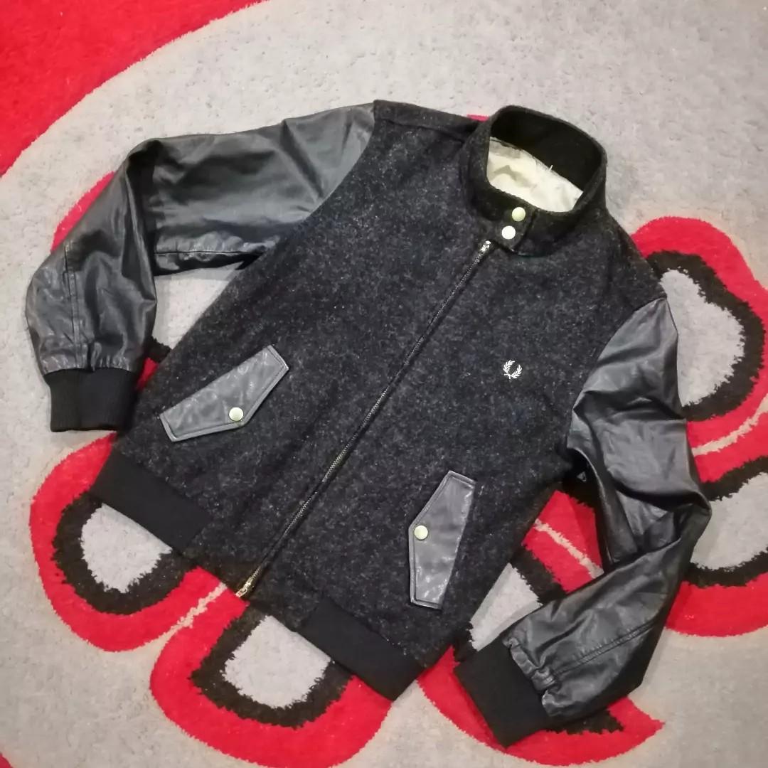 Fred perry hot sale varsity jacket