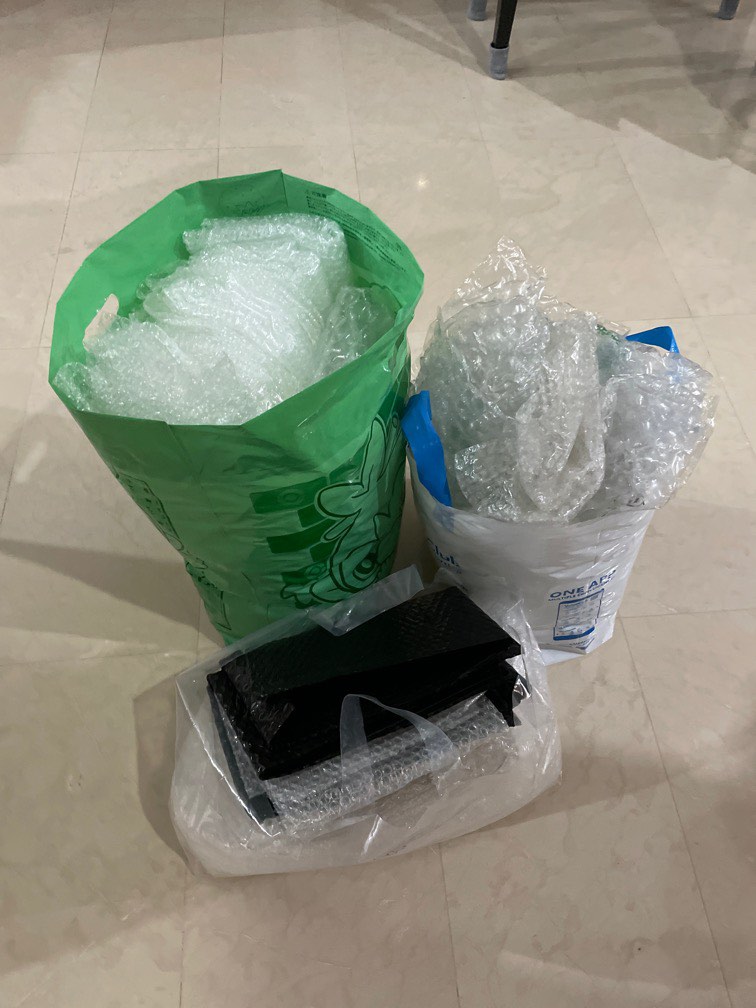 FREE Bubble Wrap, Hobbies & Toys, Stationery & Craft, Craft Supplies