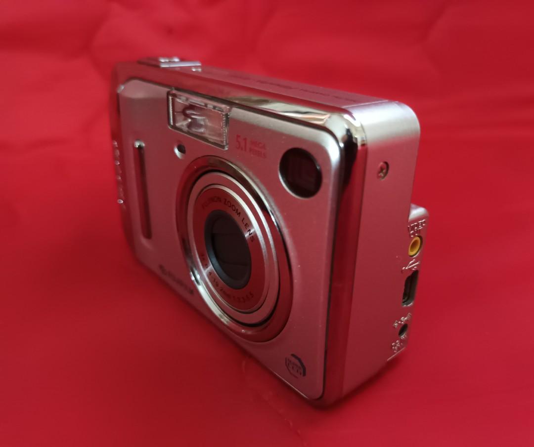 Fujifilm Finepix A500 Digital Camera, Photography, Cameras on Carousell