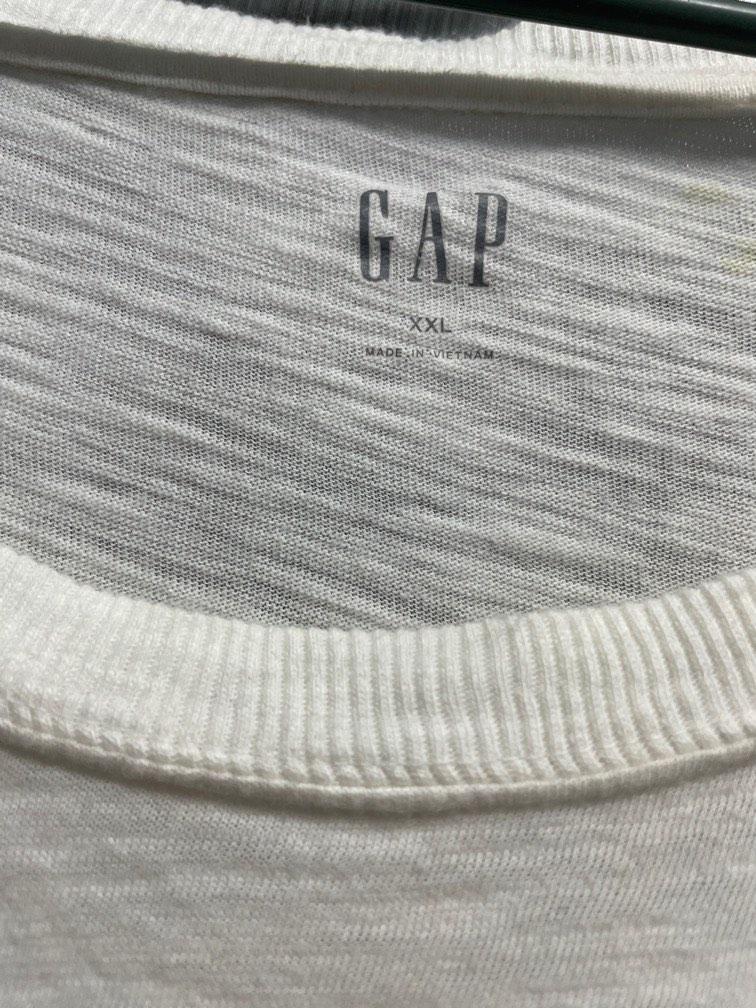 Gap Tshirt (Category: Longsleeves) located in Kuala Lumpur. Submitted by yish18 (Listing ID 1184699607, Image 2). Description: It states XXL but more to XL - loose cutting A bit see through - need to wear inner/ singlet .