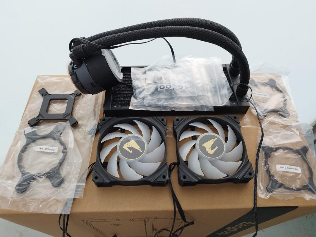 GIGABYTE AORUS WATERFORCE X 240 AIO Liquid cooler Computers