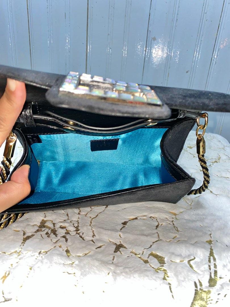 Gucci shoulder bag with square g top