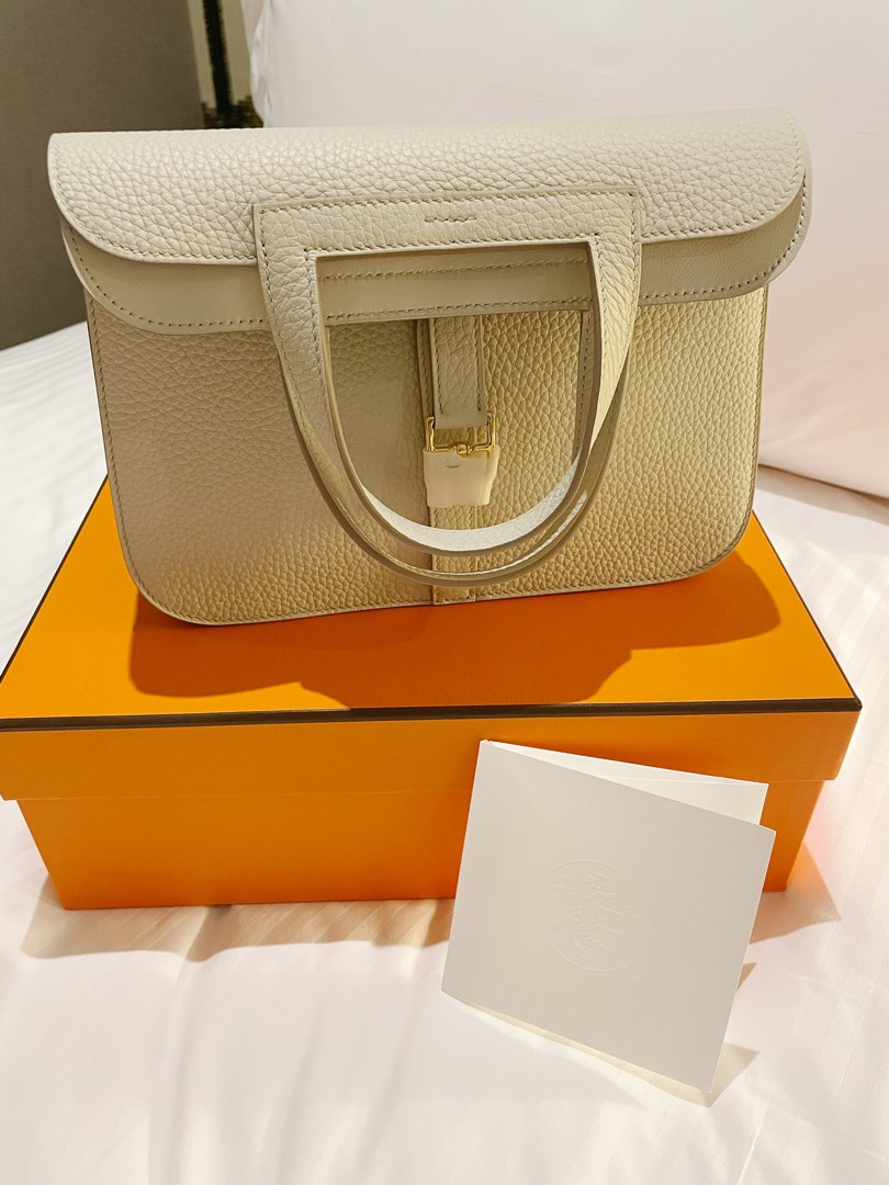 Hermes Taurillon Clemence Halzan 25