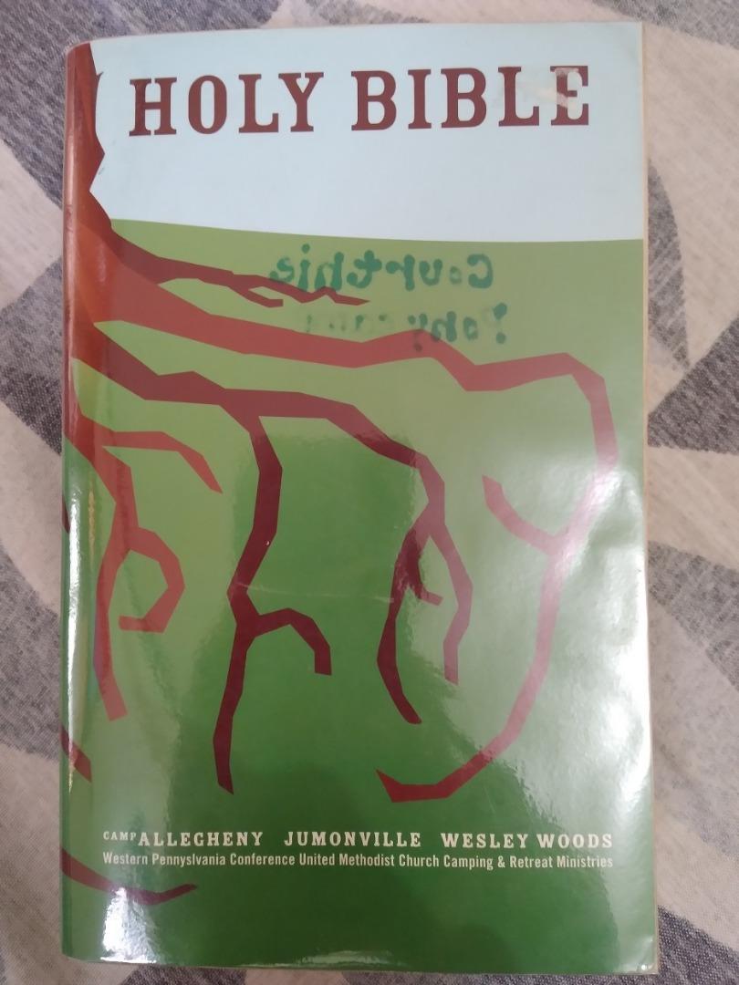 Holy Bible Contemporary English Version 1995, Hobbies & Toys, Books