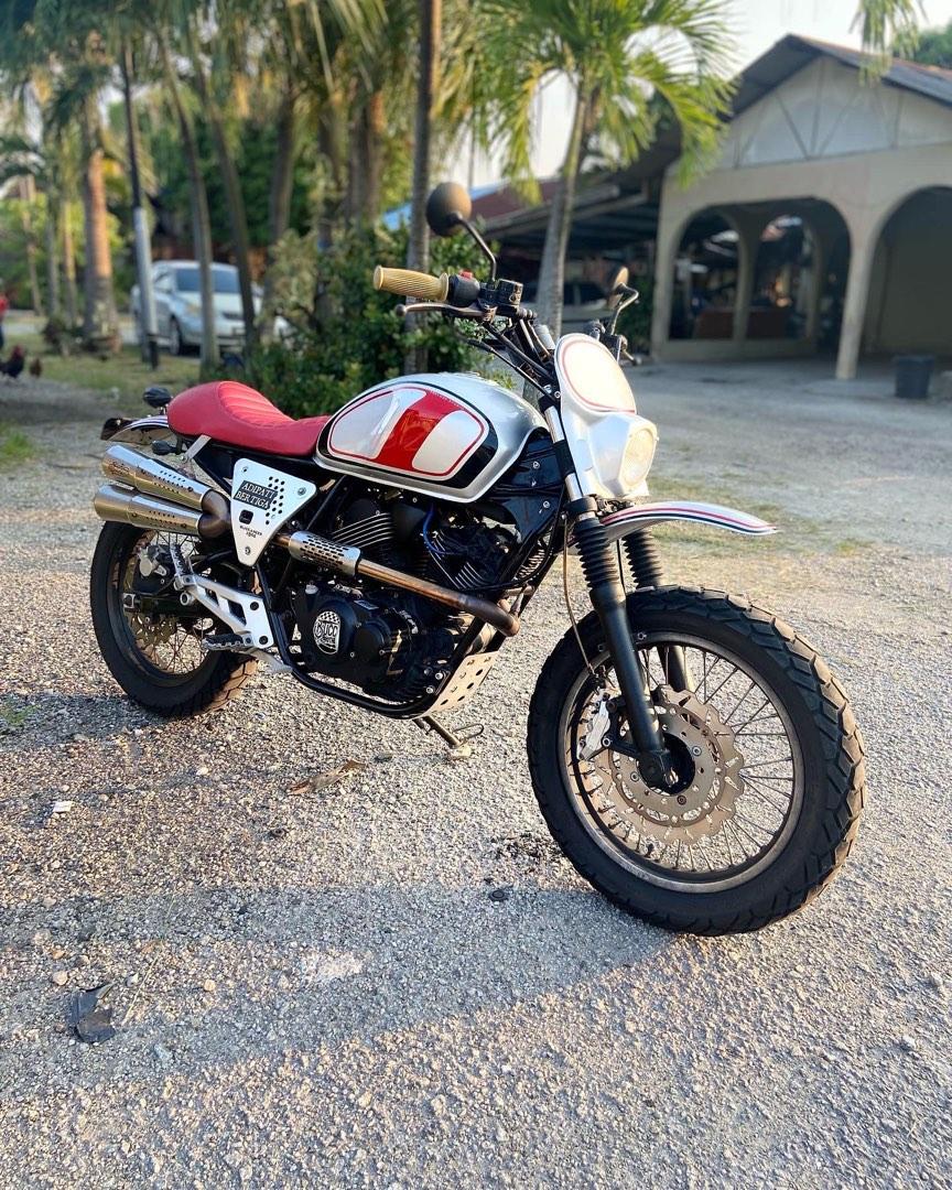 Italjet scrambler store