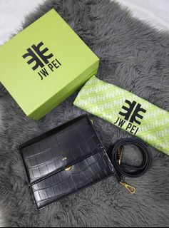 (Category: ) located in . Submitted by closet_reframe (Listing ID 1184675458, Image 1). Description: .