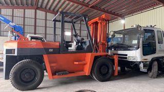 Komatsu FD100 Forklift