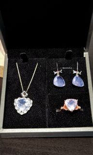 (Category: ) located in . Submitted by Simplygems (Listing ID 1184543058, Image 1). Description: .
