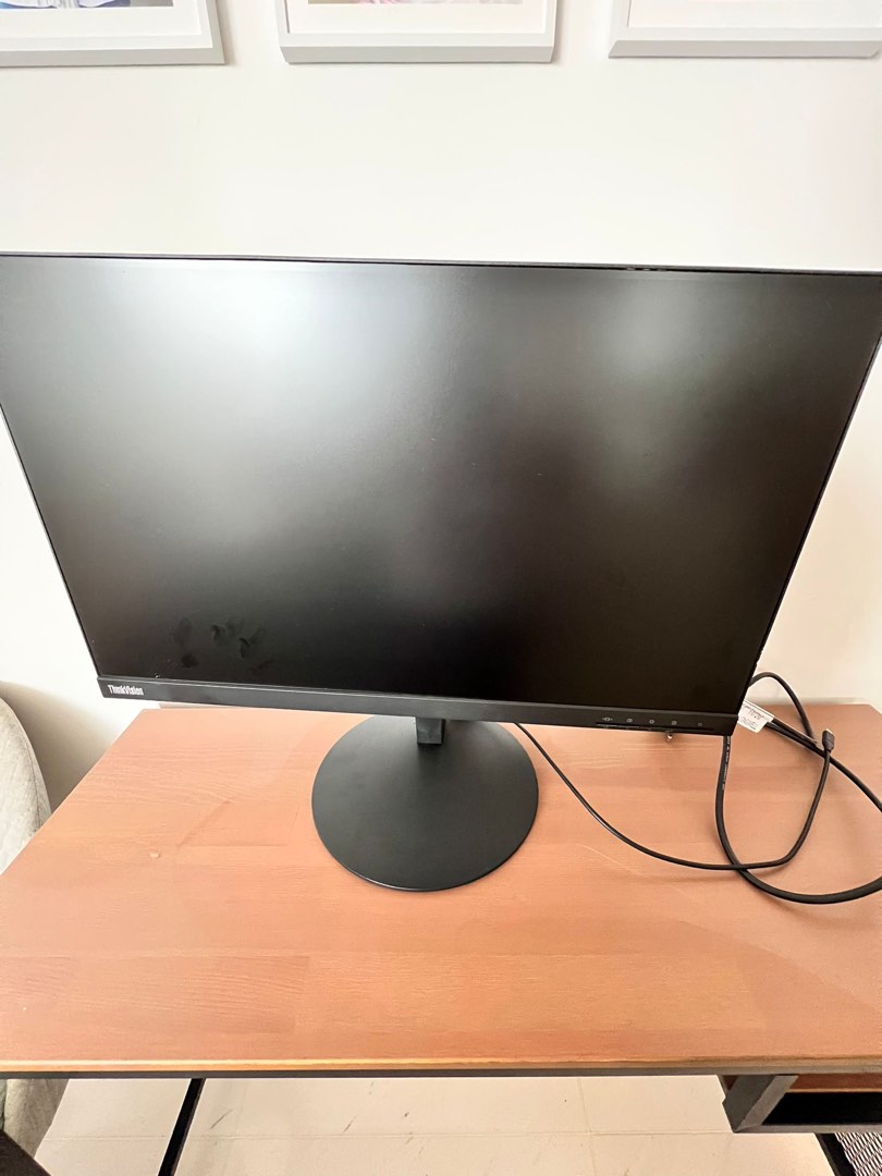 Lenovo monitor, Computers & Tech, Desktops on Carousell