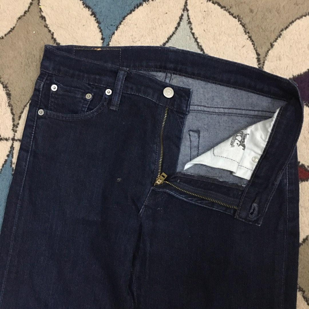 Levis 513 Stretchable Men s Fashion Bottoms Jeans on Carousell