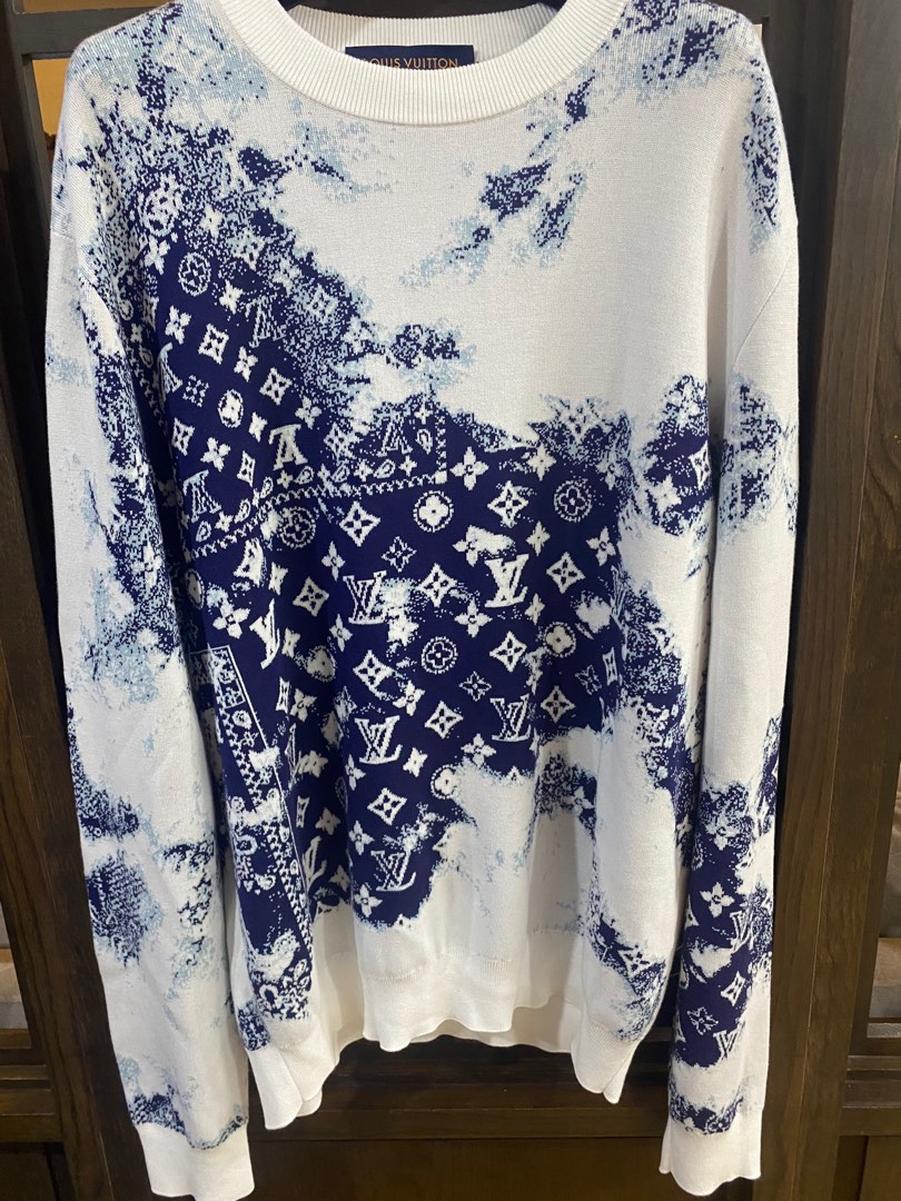 Louis Vuitton Bandana Monogram Knitted Sweatshirt, Men's Fashion, Tops &  Sets, Tshirts & Polo Shirts on Carousell
