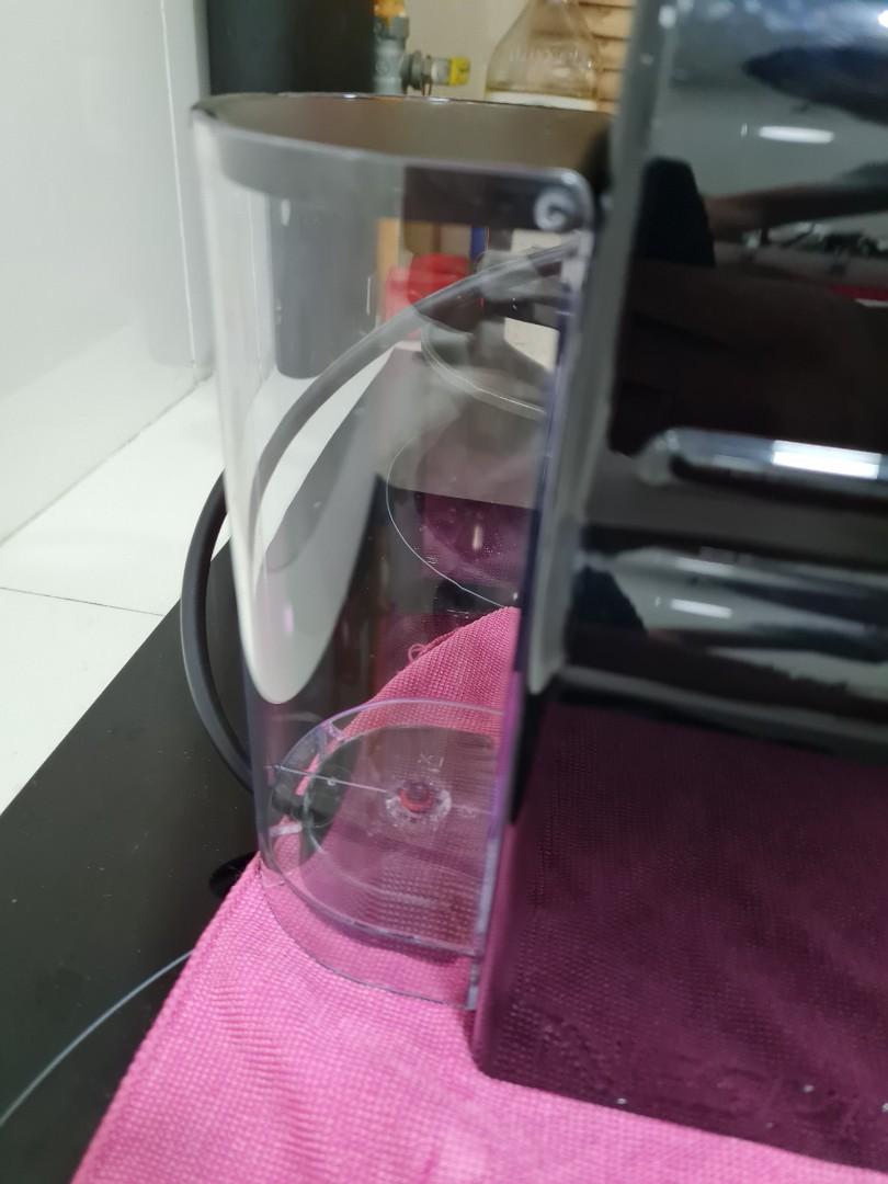 Nespresso coffee machine, TV & Home Appliances, Kitchen Appliances