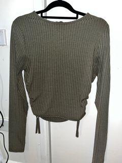 NEW - Pretty Little Thing tops