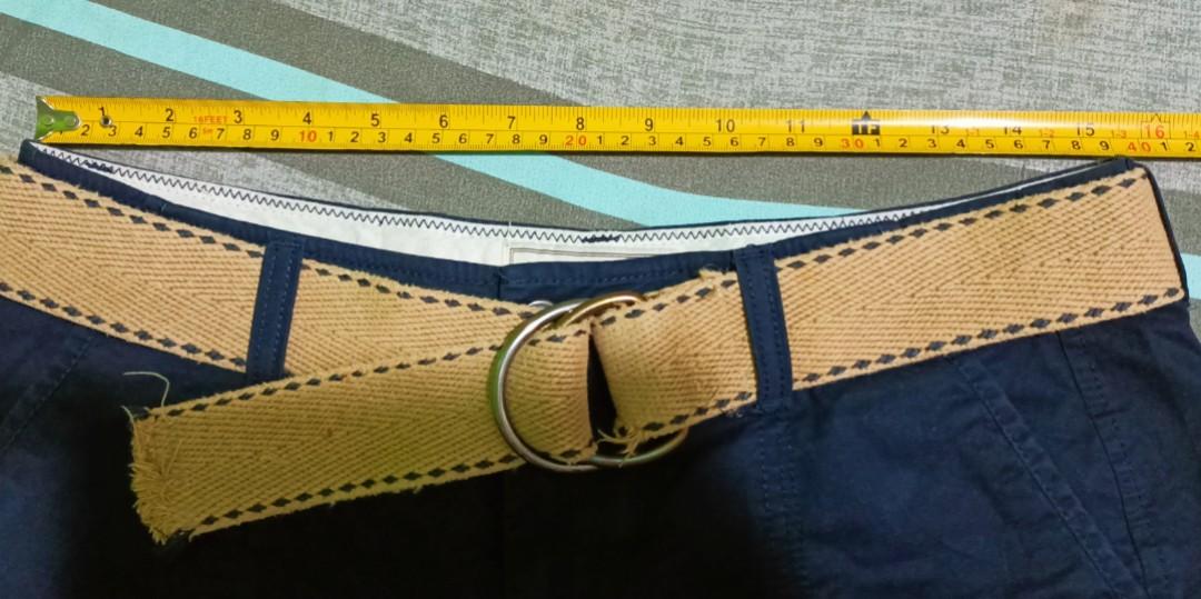 Old Navy Khakis Plain Black Ladies Shorts (Category: Shorts) located in San Mateo. Submitted by fortune5 (Listing ID 1184623165, Image 3). Description: Brand: Old Navy Khakis Size : US 4 on tag measurements laid flat: 📏 Waistline: 15 inches 📏Length: 10.5 inches **May fit up to medium size frame ***BELT IS NOT INCLUDED IN THE LISTING. NOT FOR SALE. JUST AN ACCESSORY FOR PICTORIAL. Note: Items posted here are my personal preloved and was either u