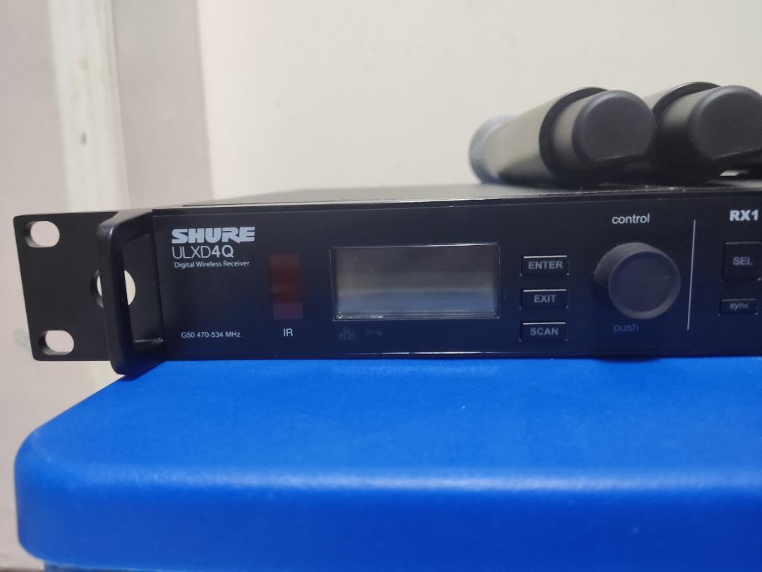 SHURE WIRELESS RECEIVER AND TRANSMITTER MODEL ULXD4Q G50, Audio