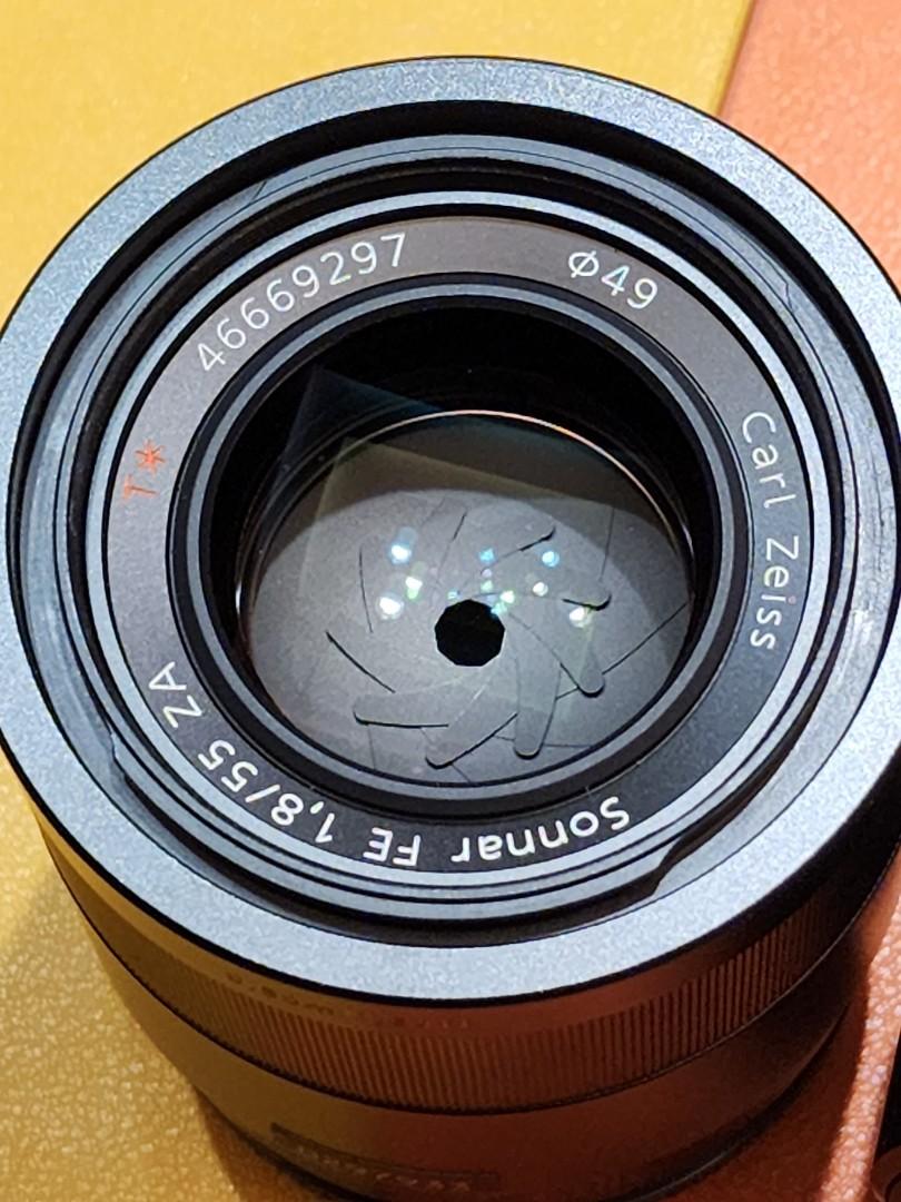 SONY 55mm F1.8 (Carl Zeiss), Photography, Lens & Kits on Carousell