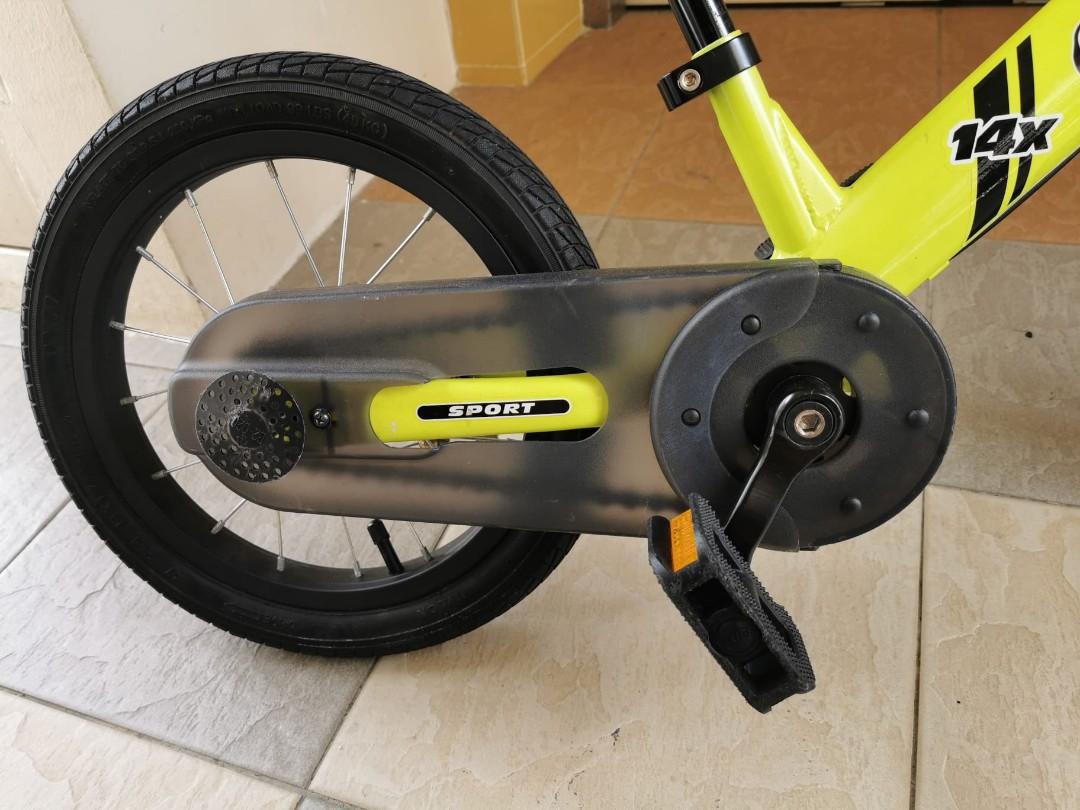 Strider 14x with racing and original wheels for Sale., Sports Equipment