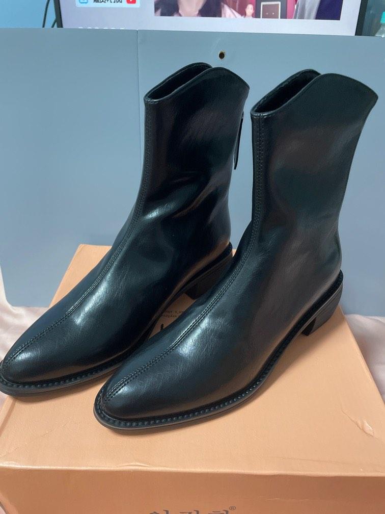 synthetic football boots