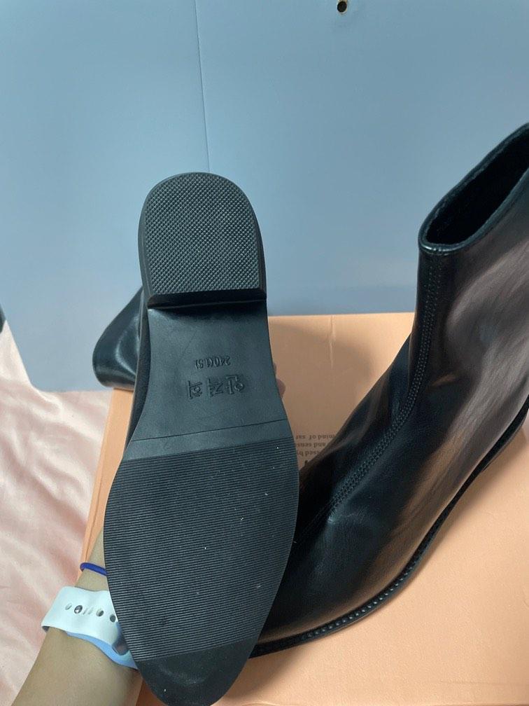 synthetic football boots