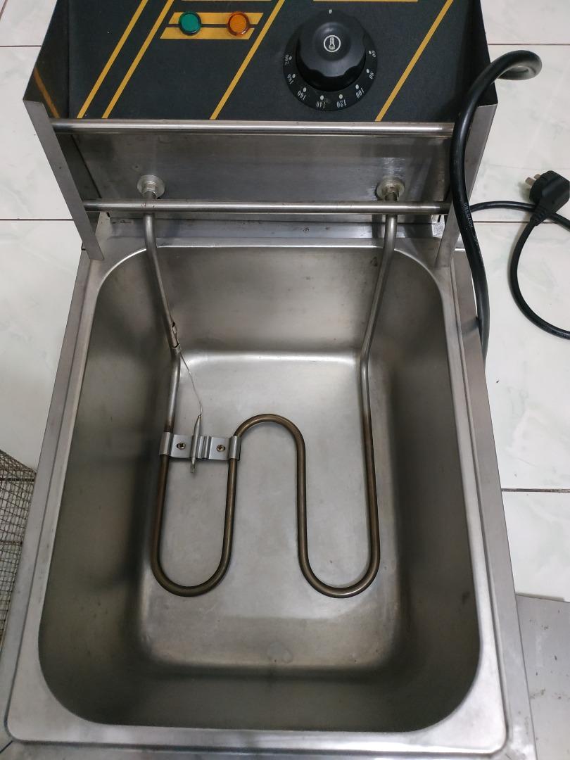 Used Deep Fryer (heavy duty), TV & Home Appliances, Kitchen Appliances