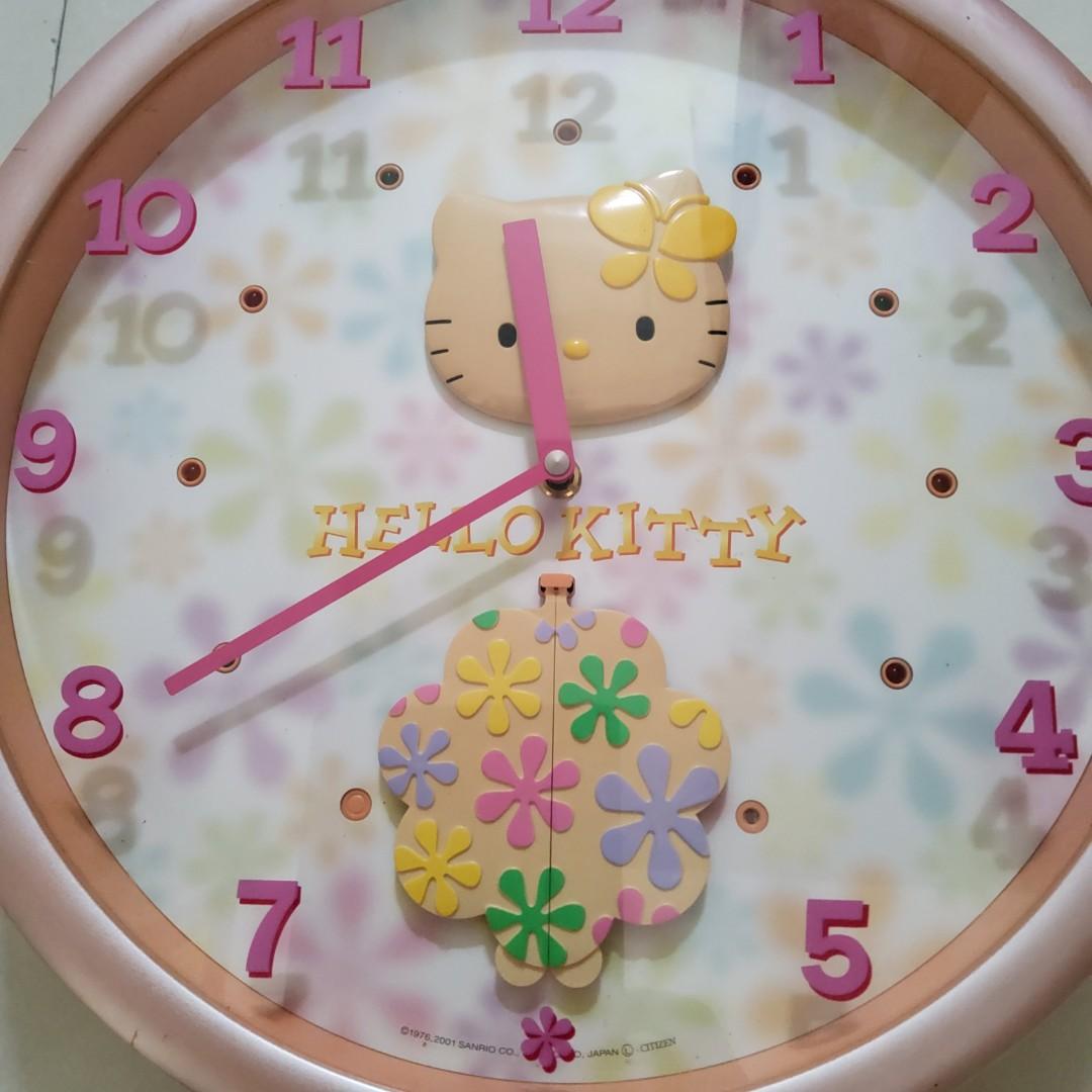 Out of print Japanese Hello Kitty Clock - Shop everdayvintage Clocks -  Pinkoi