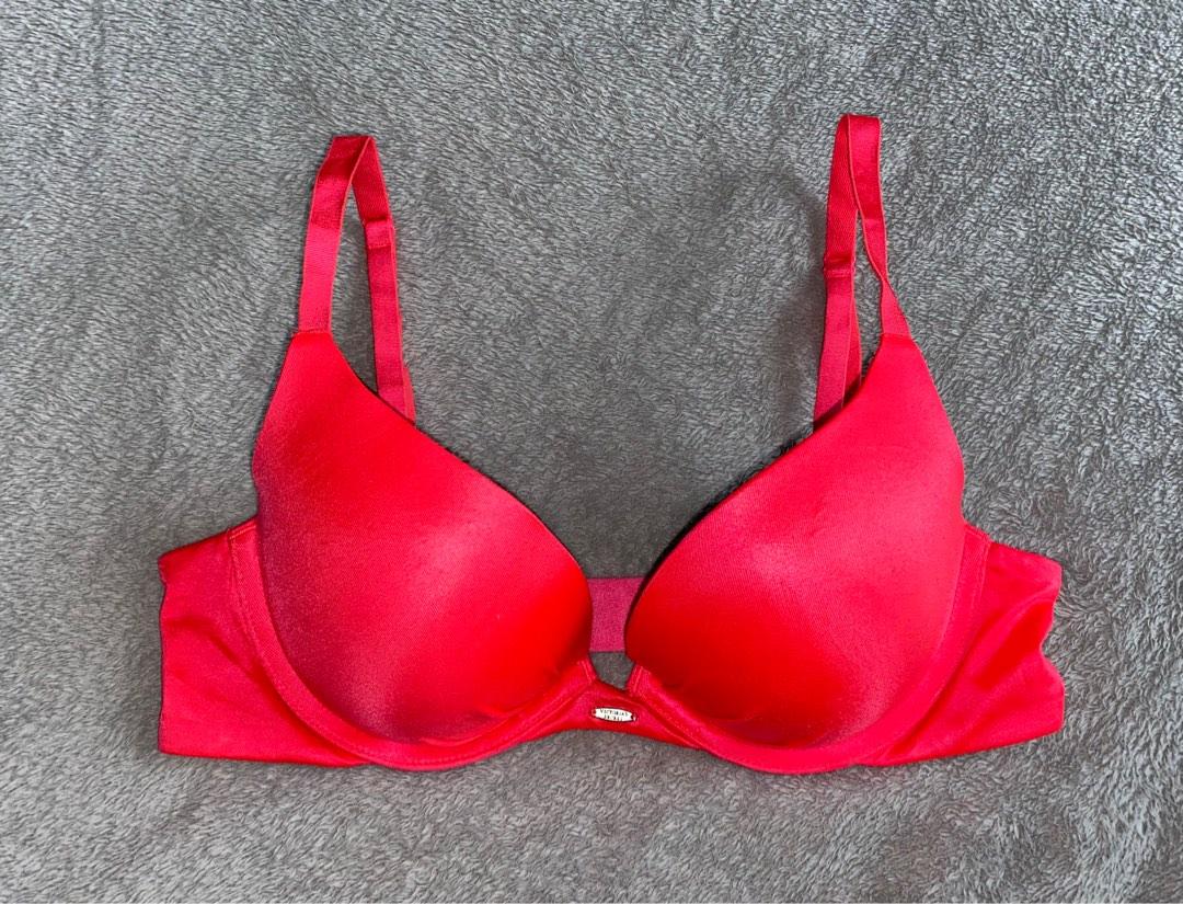 VICTORIA'S SECRET Body • 36c on tag • thin pads • like new condition • 400
