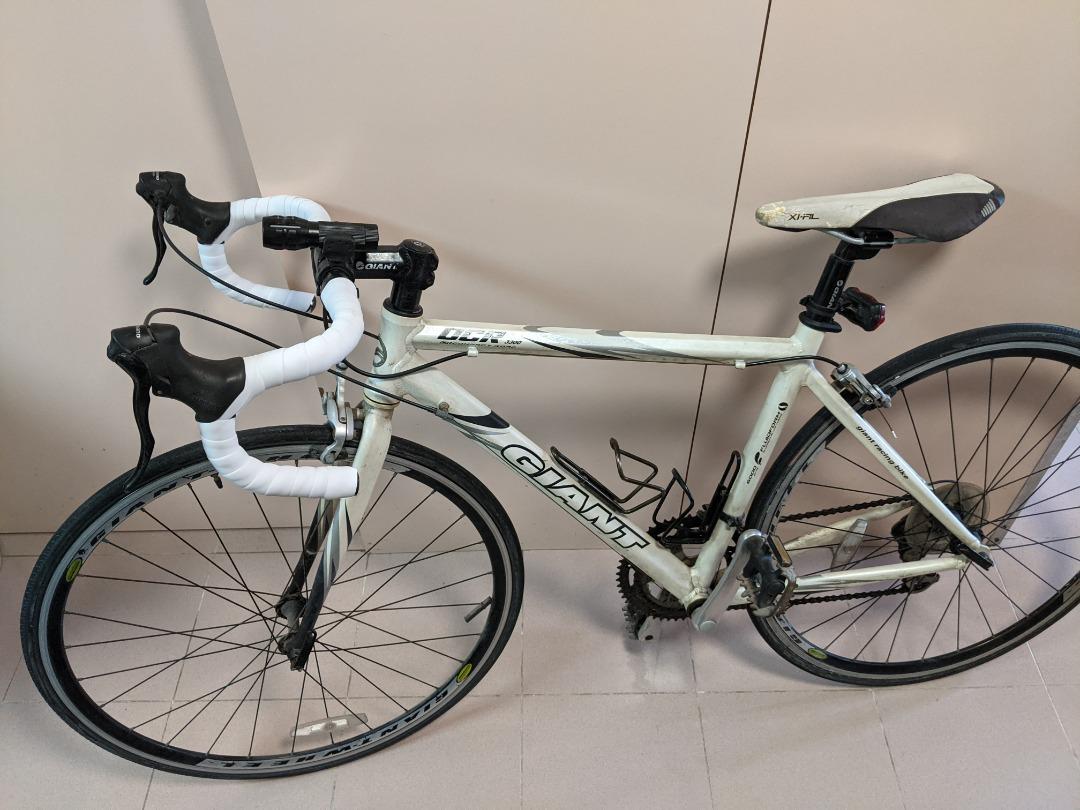 出售Giant OCR3300 Road Bike 捷安特公路單車, 運動產品, 單車及配件