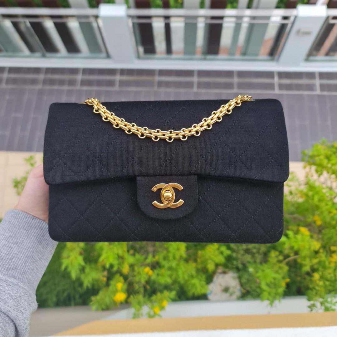 Chanel Vintage Chanel Classic Black Quilted Leather Shoulder Flap Bag