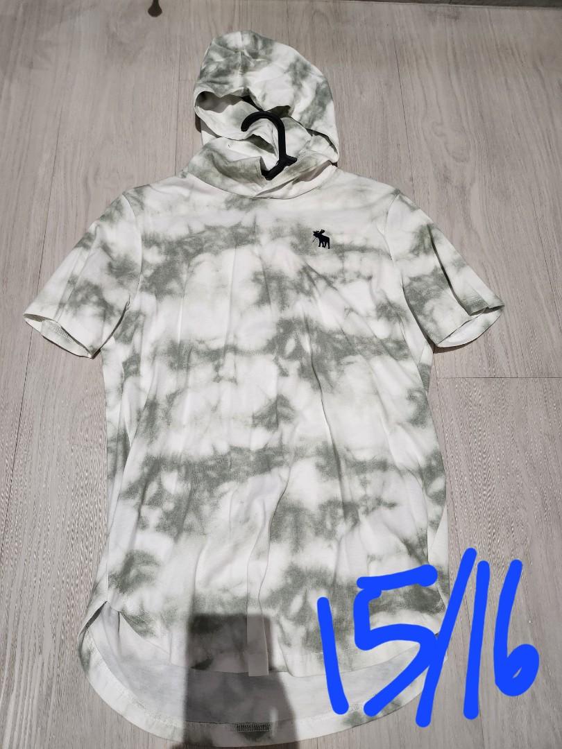 Abercrombie Fitch Holister short sleeve hoodieu Men s Fashion Tops Sets Hoodies on Carousell