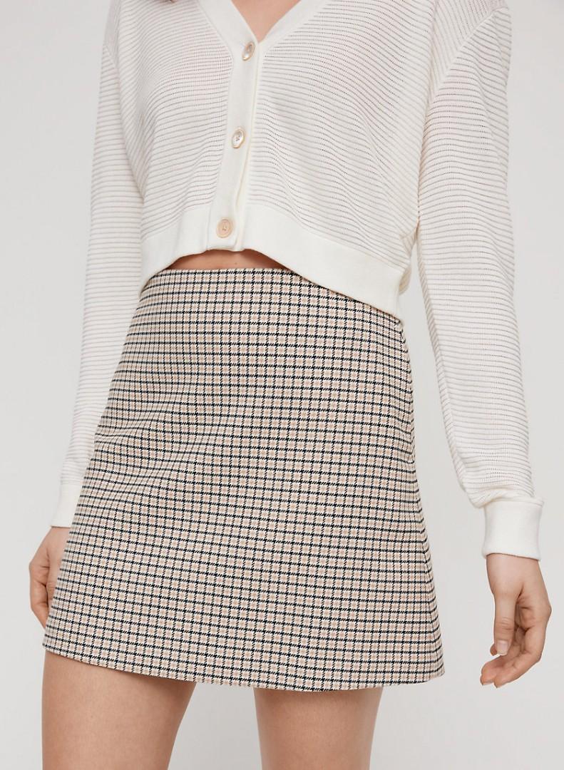 Aritzia Ren e plaid skirt size 0 Women s Fashion Bottoms