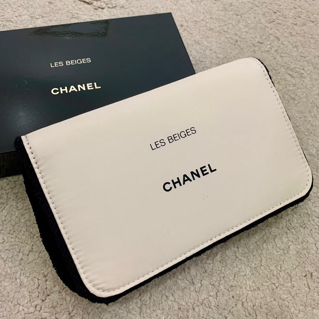 Authentic CHANEL Beauty Les Beiges Pouch With Mirror, Women's